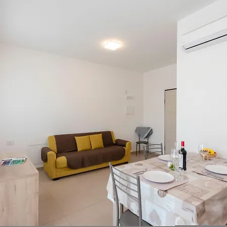 3 Ondina 200m From Sea Villa Viareggio