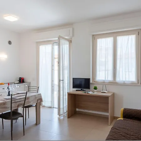 Villa 3 Ondina 200m From Sea Viareggio