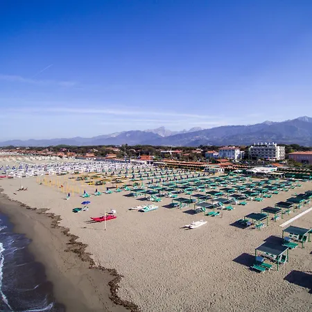 3 Ondina 200m From Sea Villa